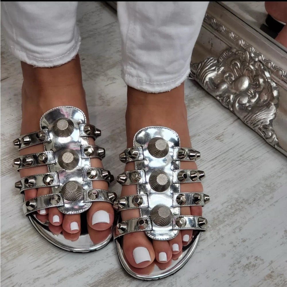 BALENCIAGA Agneau Black and Gold Studded Women's Sandals, Size 38~ - Picture 3 of 7